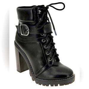 BCBGeneration Women's Padina lace up Combat ankle Boot block heel Sz 10 M zipper